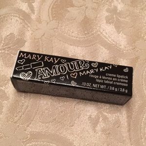 Mary Kay Makeup - Limited Edition Lipstick- Hearts Together Mary Kay Makeup - Limited Edition Lipstick- Hearts Together